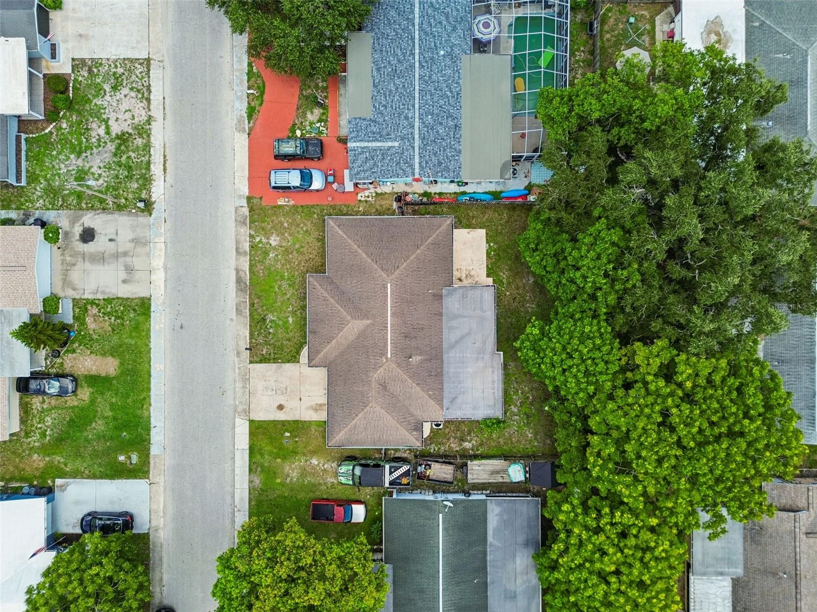 EMBASSY HILLS - Residential