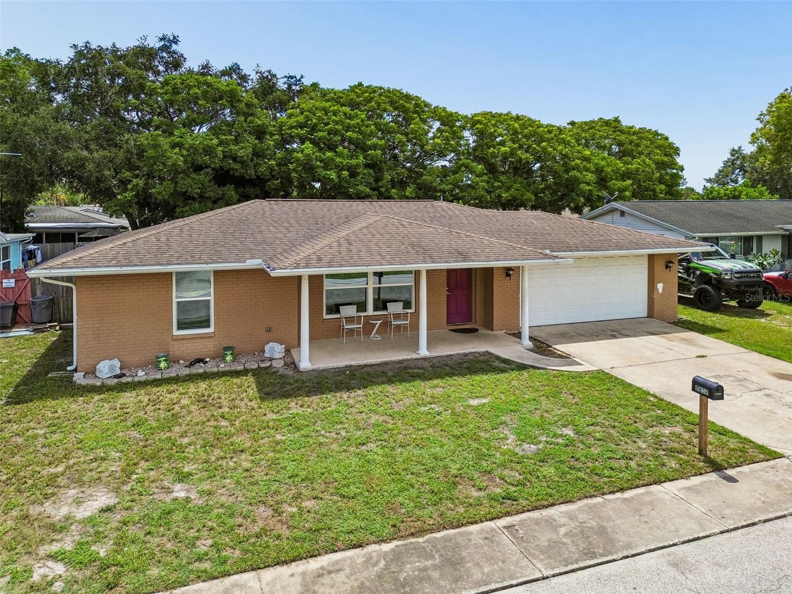 EMBASSY HILLS - Residential