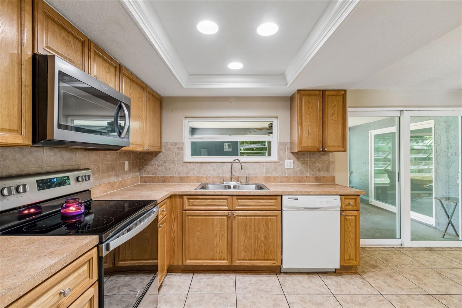 EMBASSY HILLS - Residential