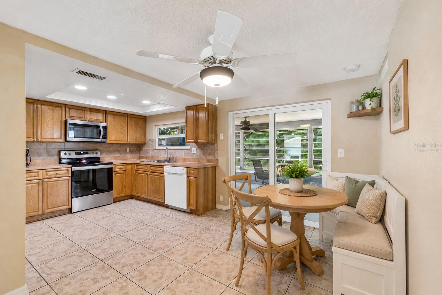 EMBASSY HILLS - Residential