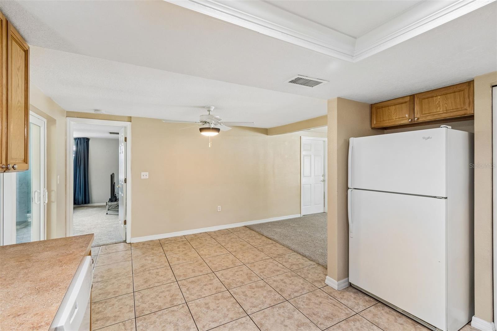 EMBASSY HILLS - Residential