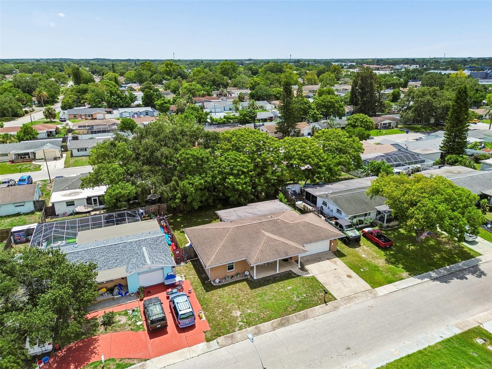 EMBASSY HILLS - Residential