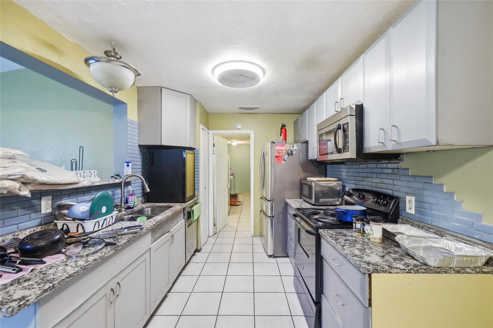 COLONY - Residential