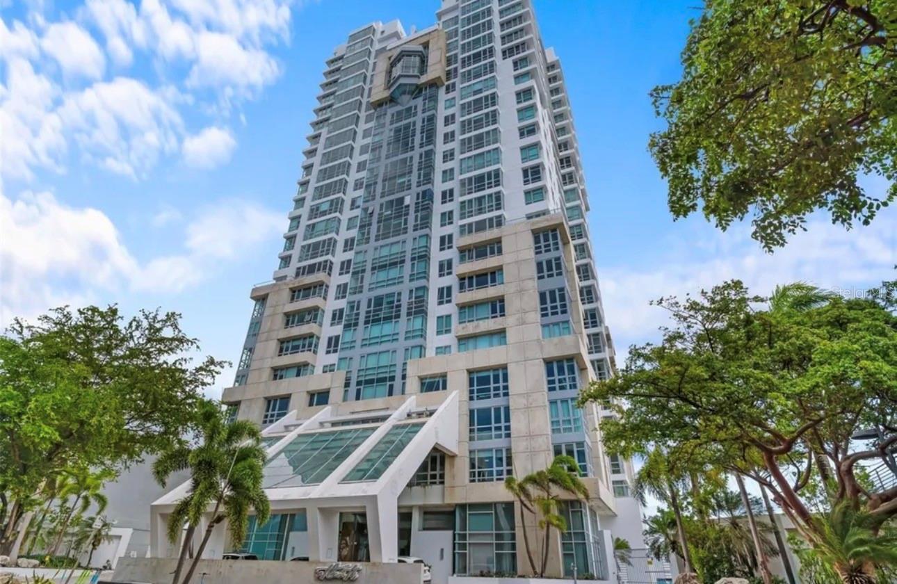 COND. ATLANTIS - Residential