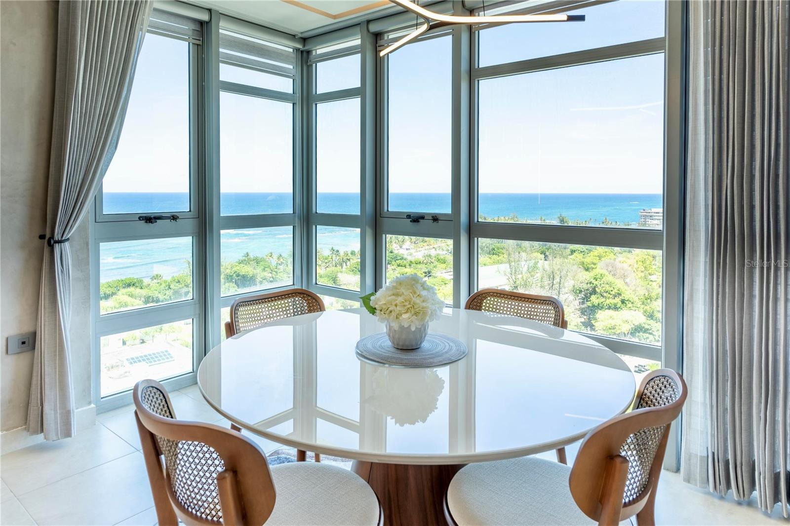 COND. ATLANTIS - Residential