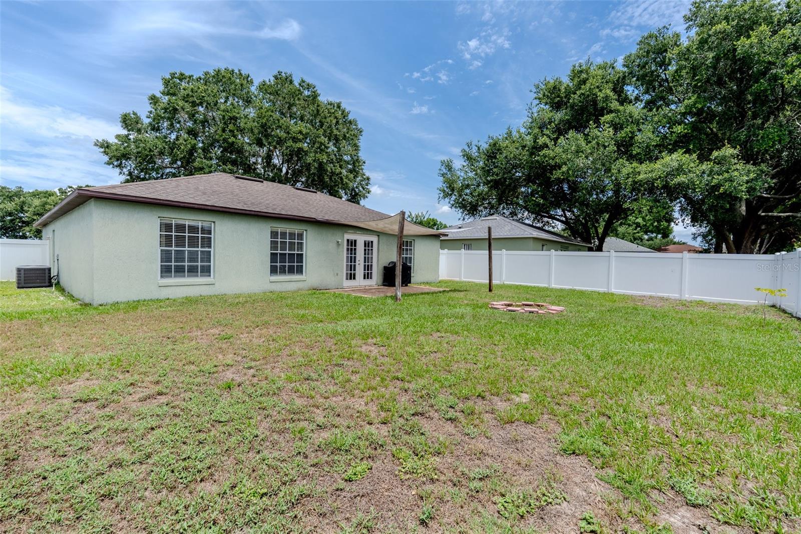 EAGLE POINT - Residential