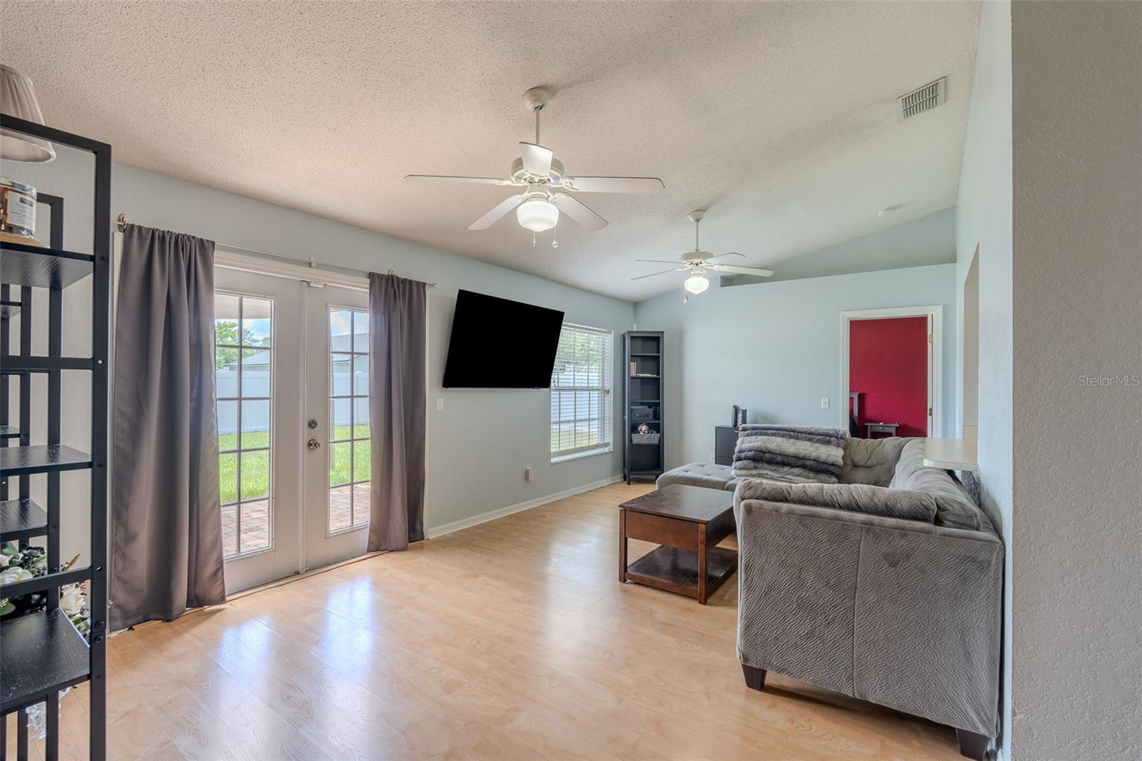 EAGLE POINT - Residential