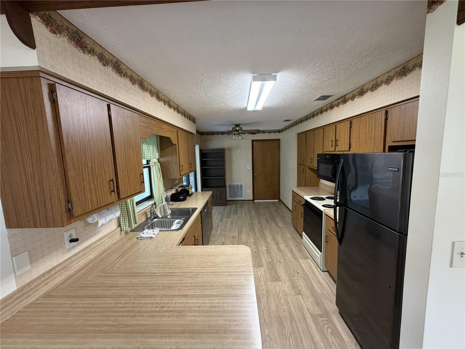 CAROL ESTATES - Residential