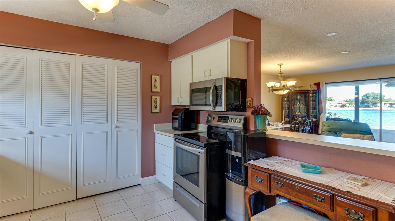 LAKE TIPPECANOE - Residential