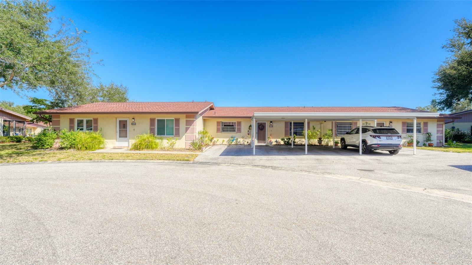LAKE TIPPECANOE - Residential