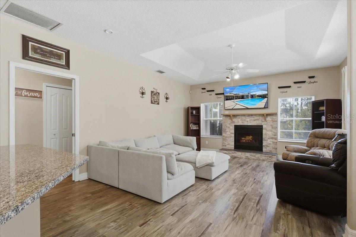 DEERWOOD REP BLK 20 PINE LAKES GOLF COURSE - Residential