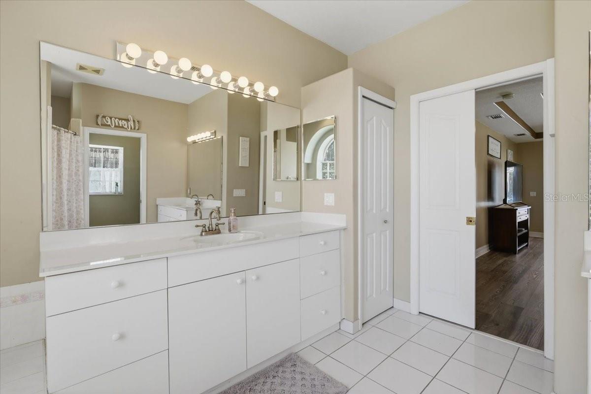 DEERWOOD REP BLK 20 PINE LAKES GOLF COURSE - Residential