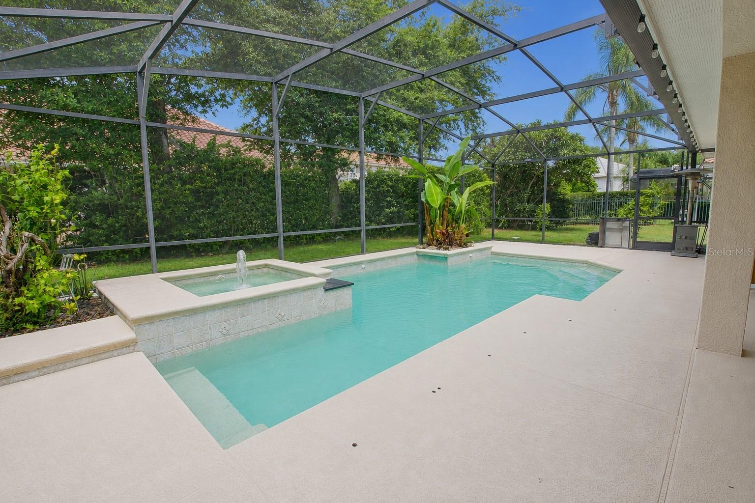 HIDDEN COVE - Residential