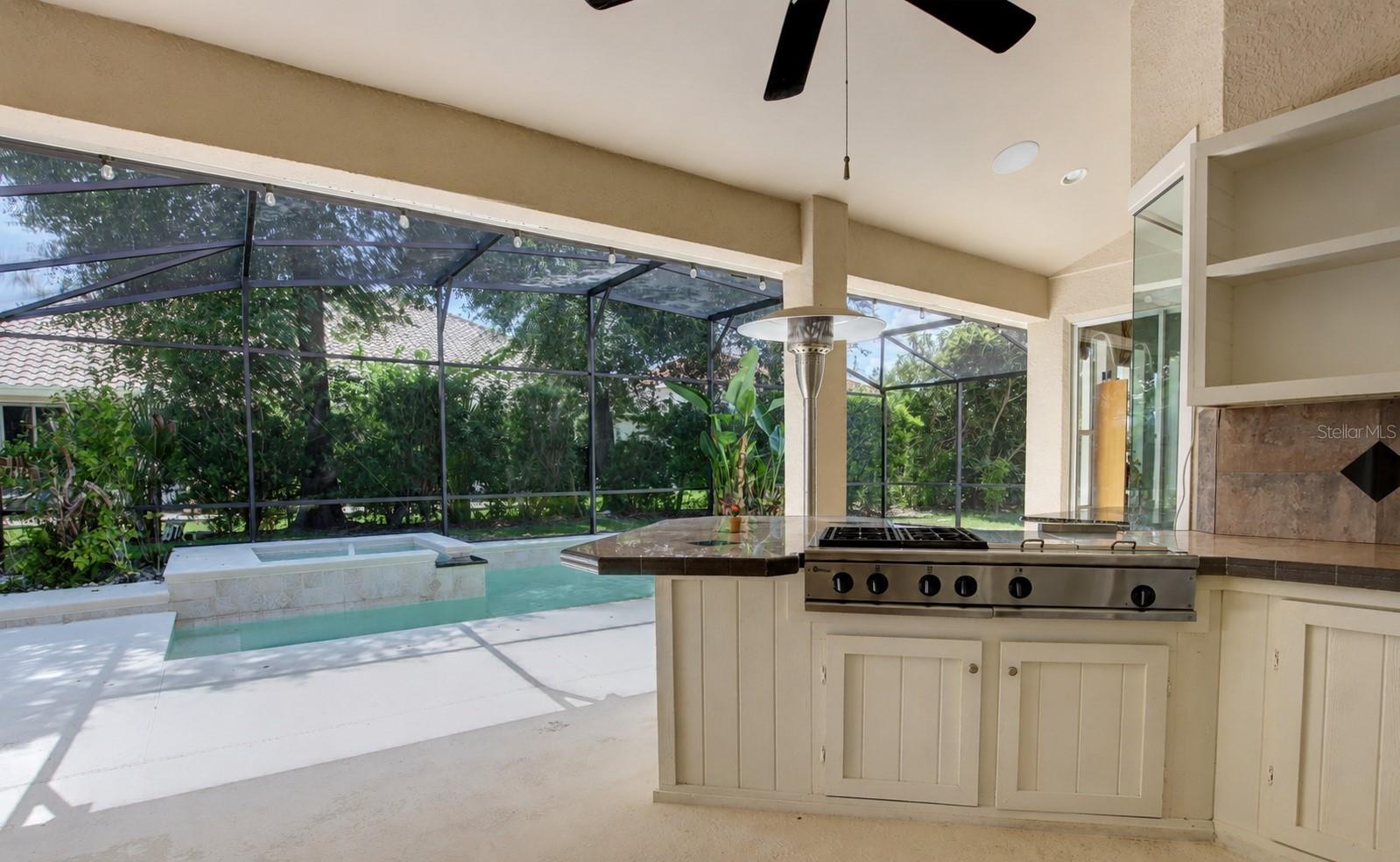 HIDDEN COVE - Residential