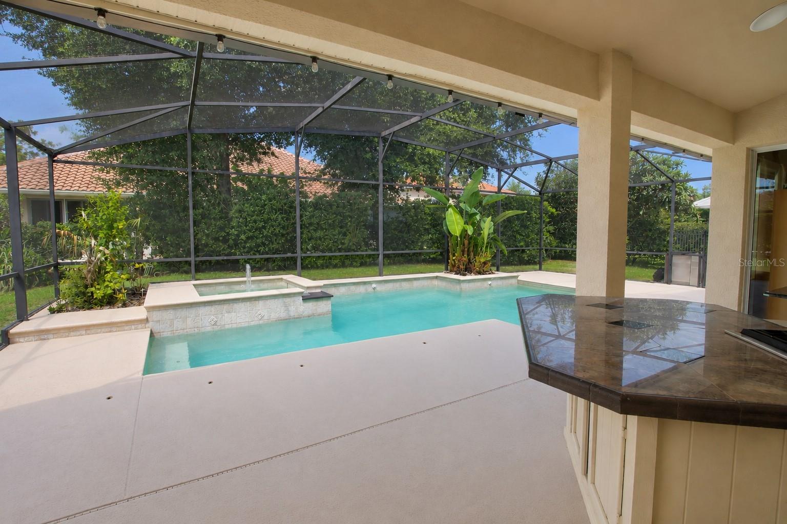 HIDDEN COVE - Residential