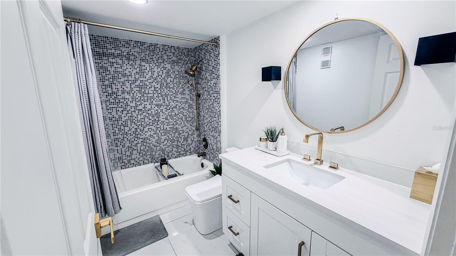 WHITEHALL CONDO 01-14 - Residential Lease