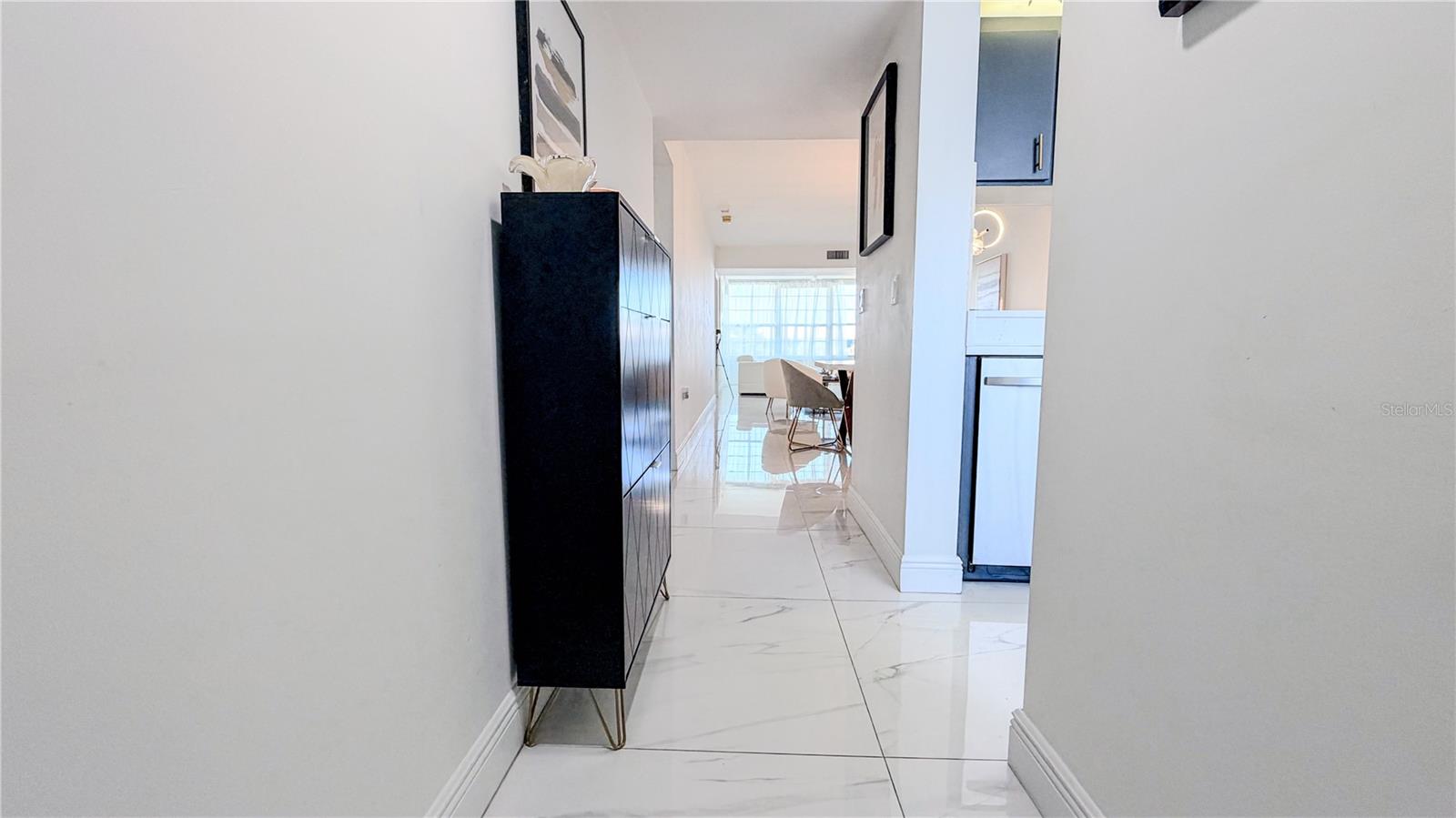 WHITEHALL CONDO 01-14 - Residential Lease