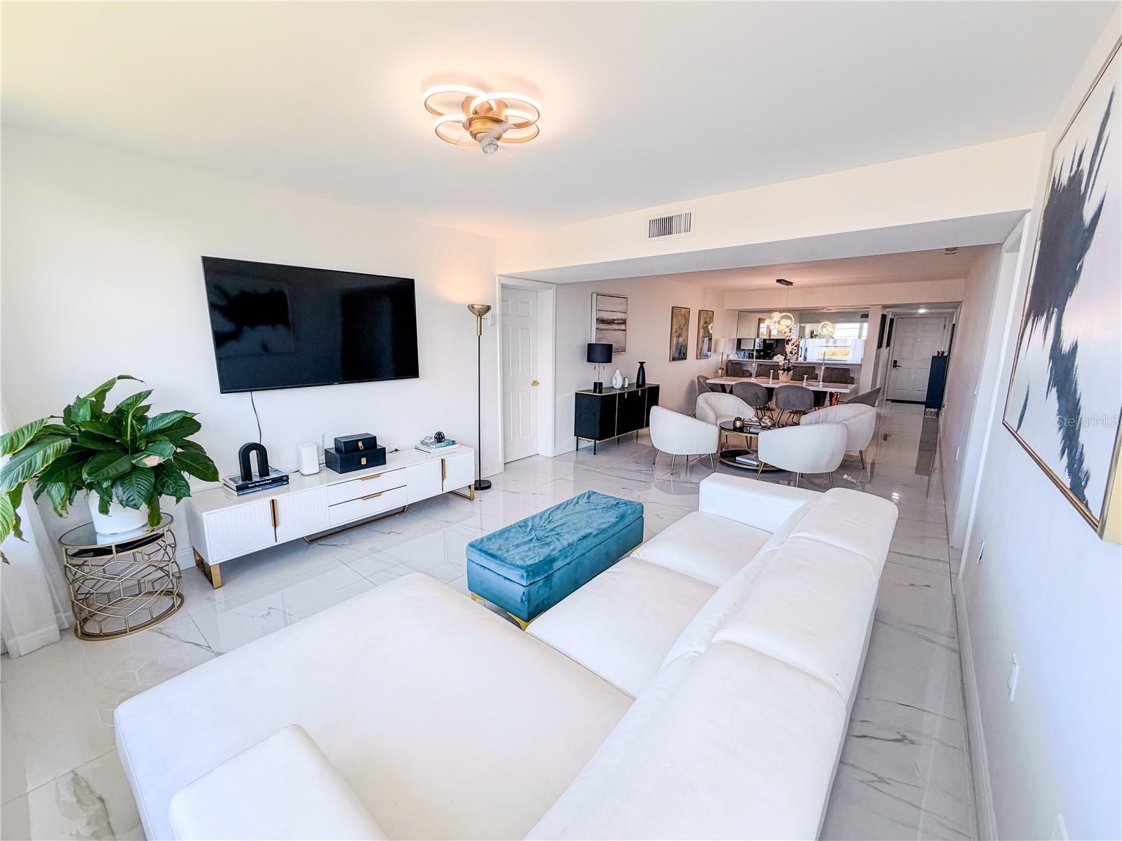 WHITEHALL CONDO 01-14 - Residential Lease