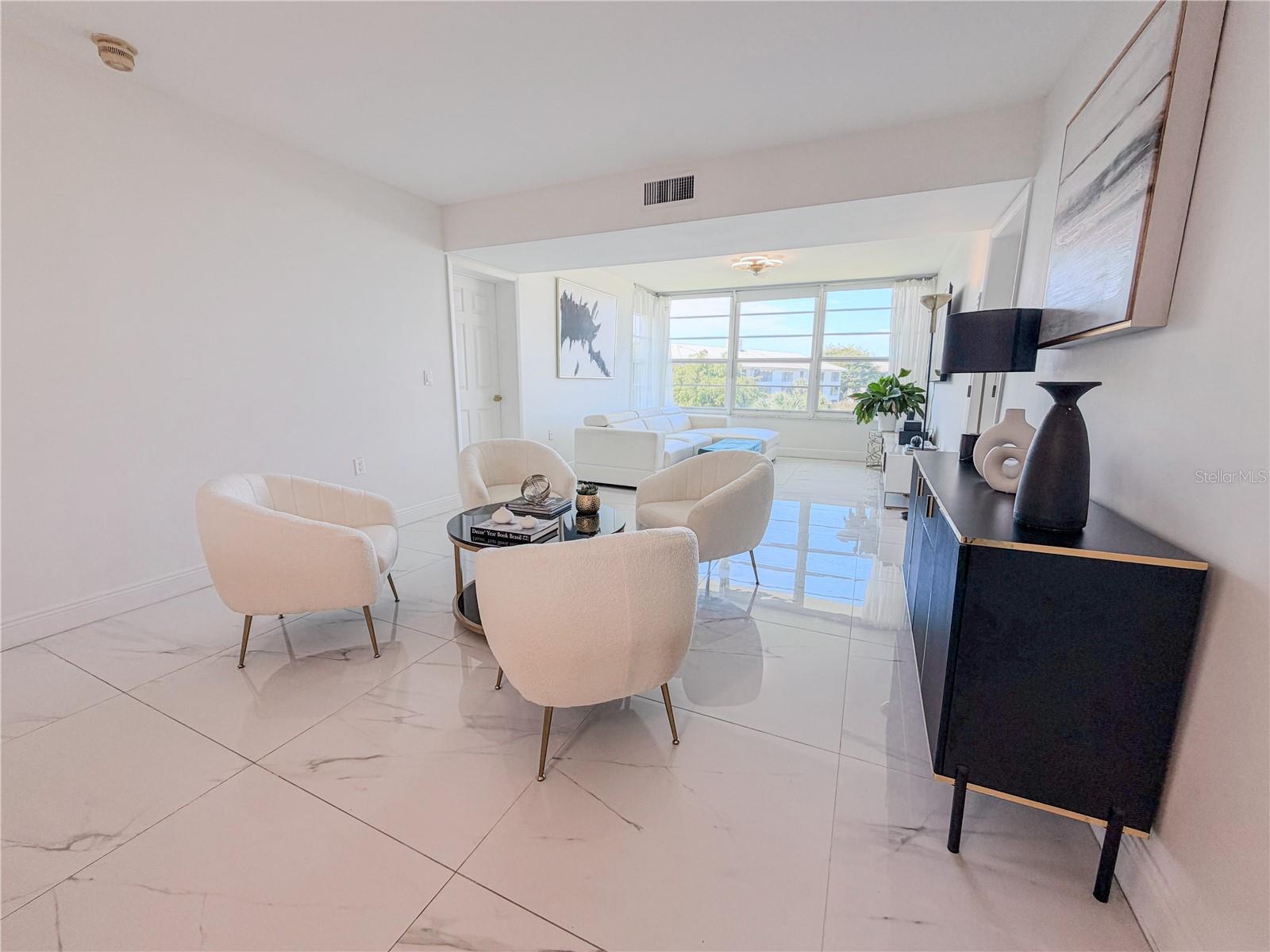 WHITEHALL CONDO 01-14 - Residential Lease