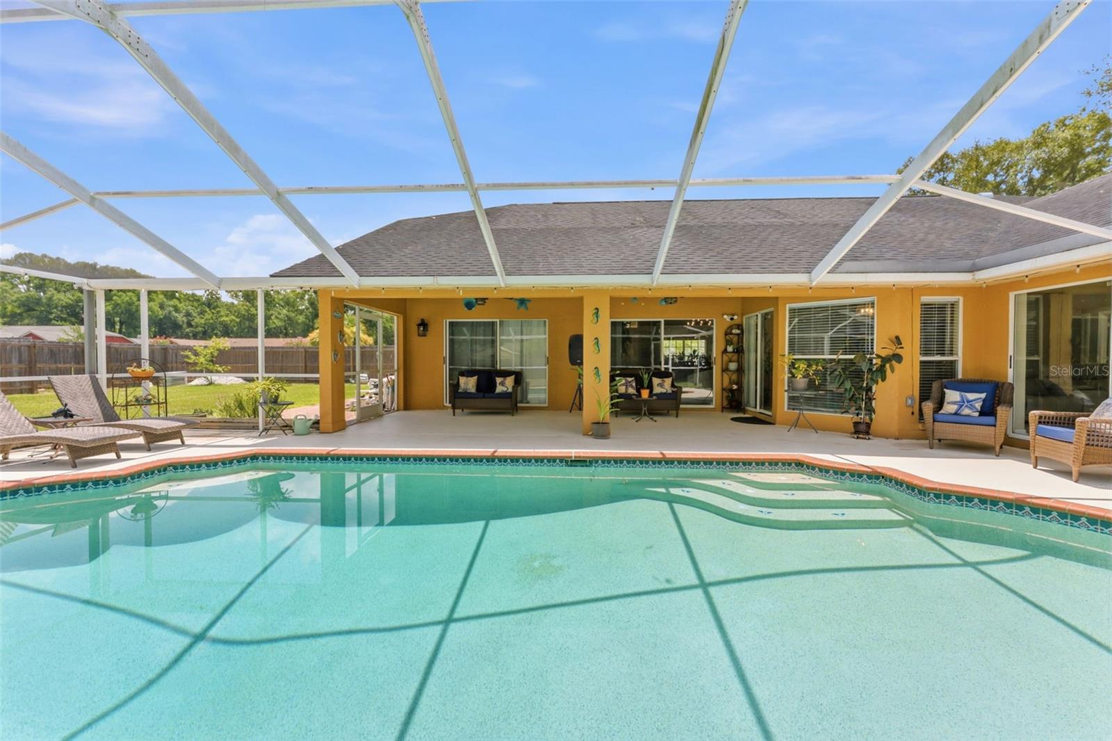 HOLLY LAKE ESTATES - Residential