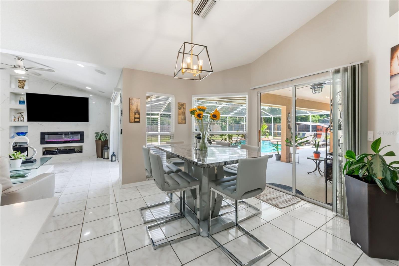 HOLLY LAKE ESTATES - Residential