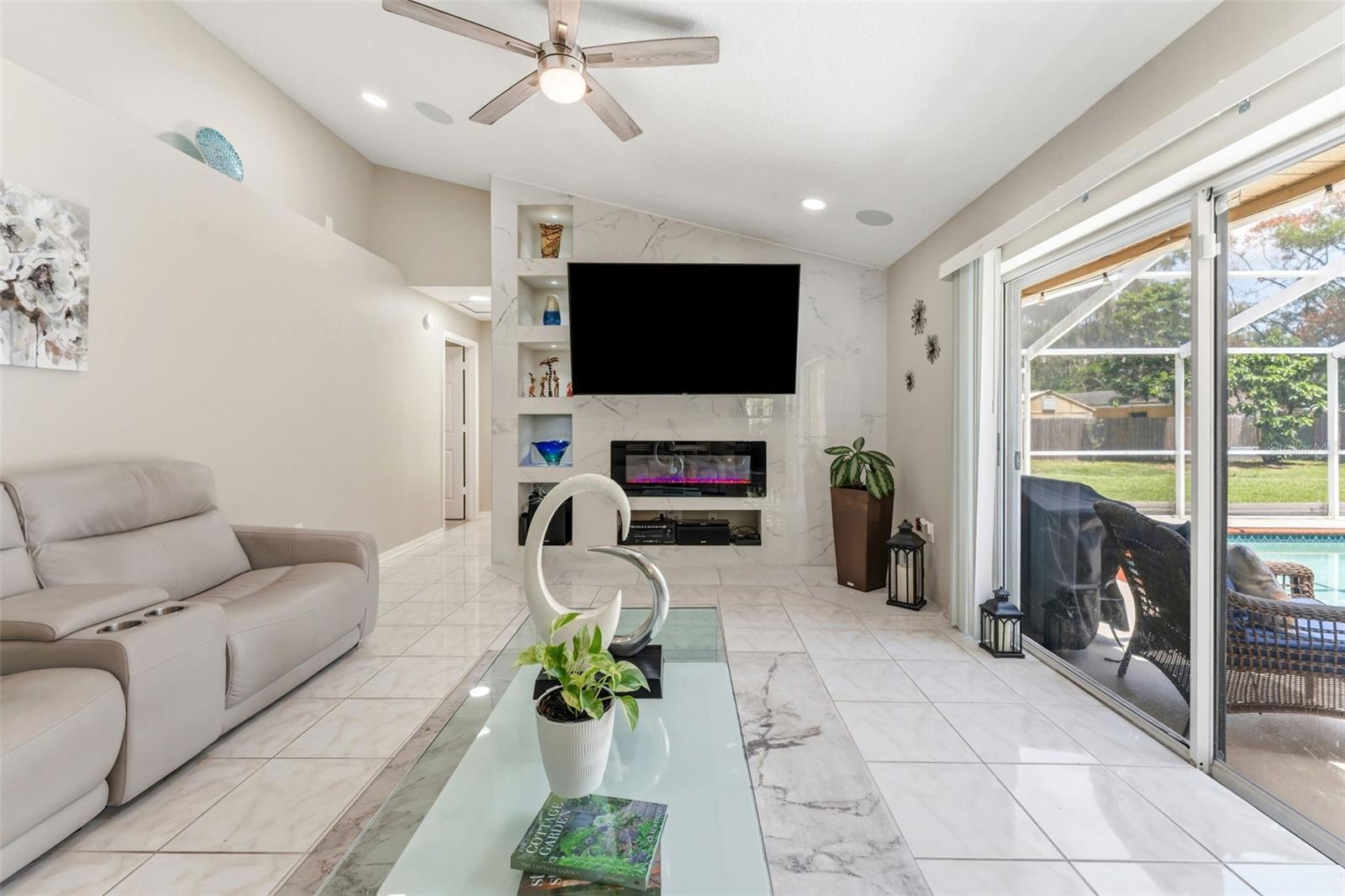 HOLLY LAKE ESTATES - Residential
