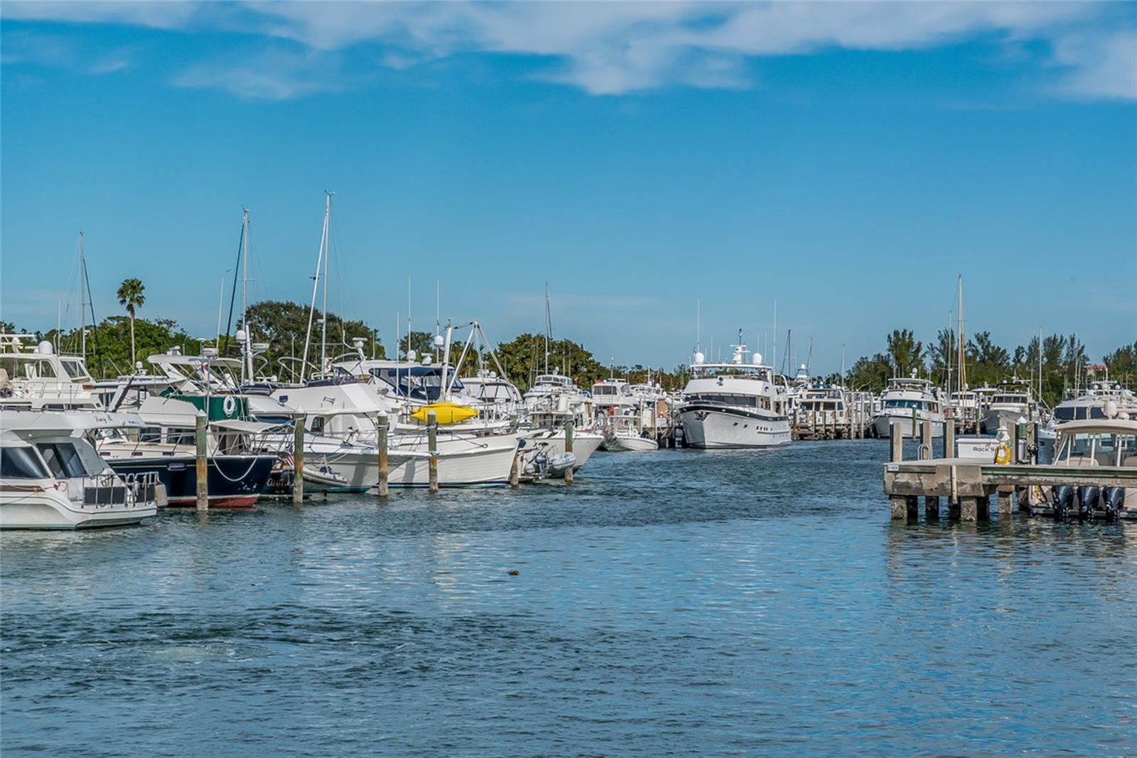 FAIRWAY BAY 1 - Residential