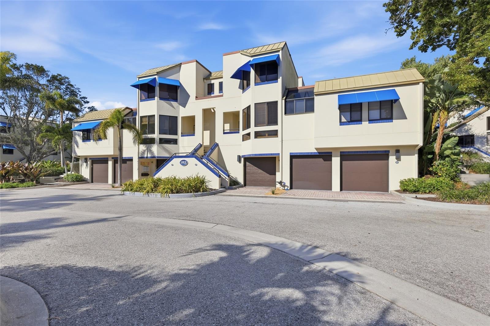 FAIRWAY BAY 1 - Residential