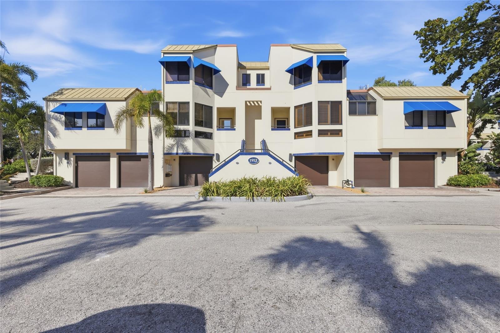 FAIRWAY BAY 1 - Residential