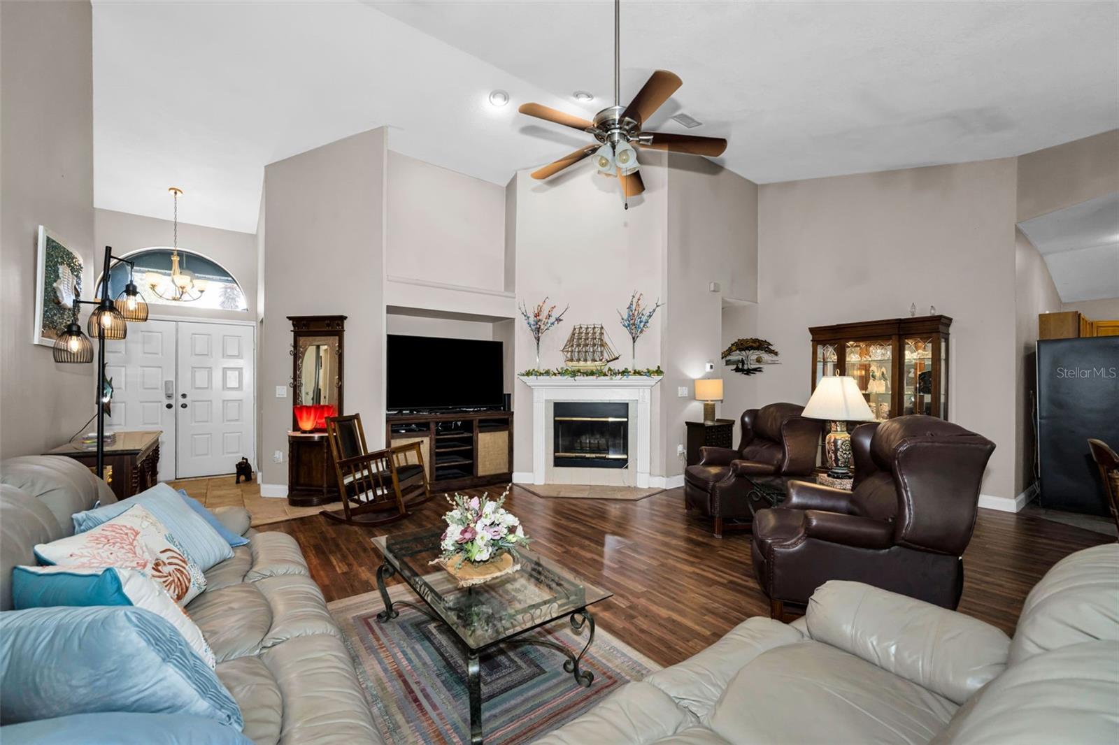 EAST LAKE WOODLANDS PINEWINDS - Residential