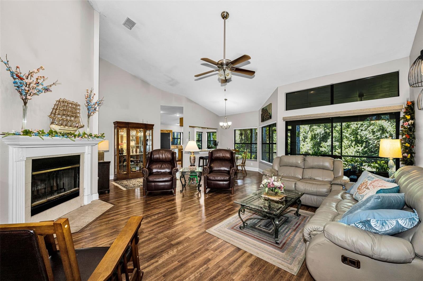 EAST LAKE WOODLANDS PINEWINDS - Residential