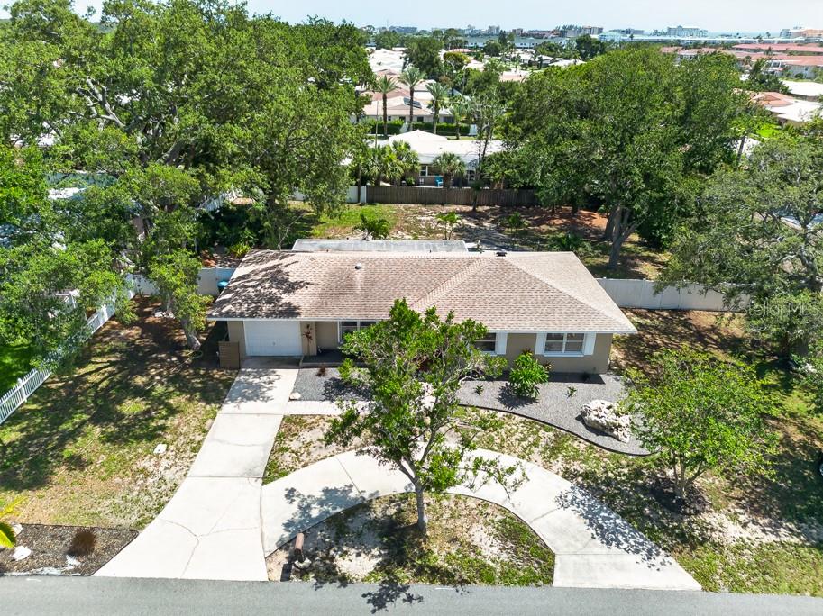 BAYVIEW ESTATES OF INDIAN ROCKS 5TH ADD - Residential