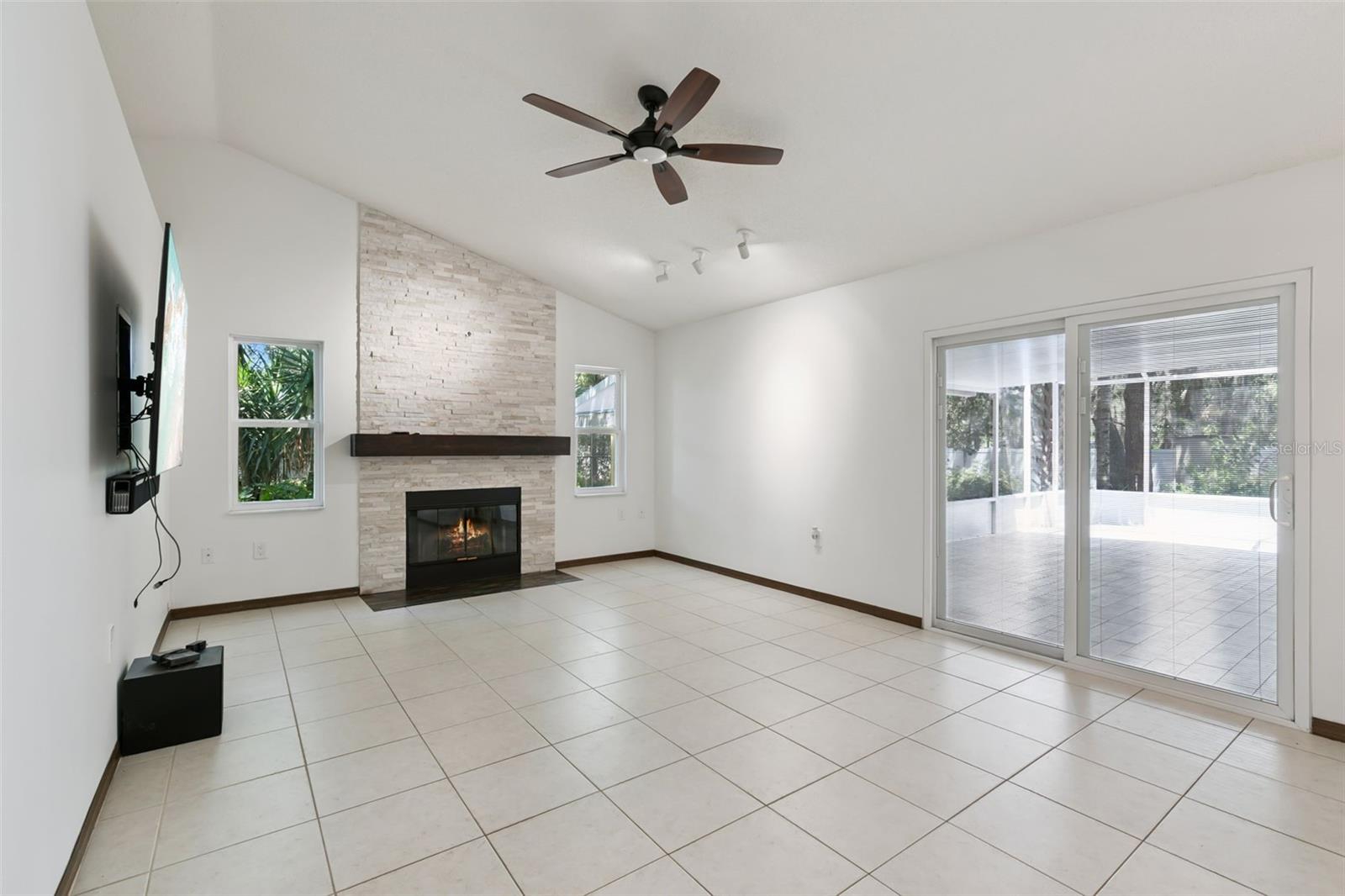WOODBINE - Residential