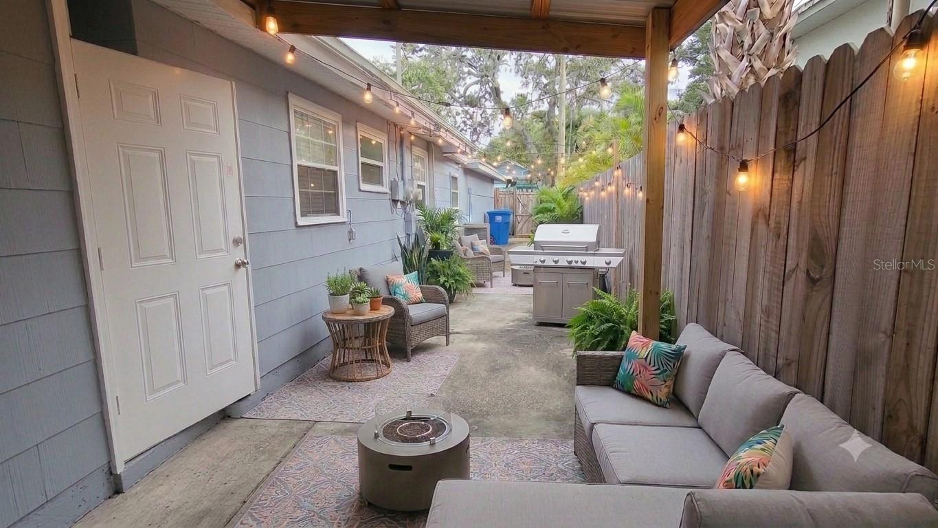 SUNSHINE PARK - Residential Lease
