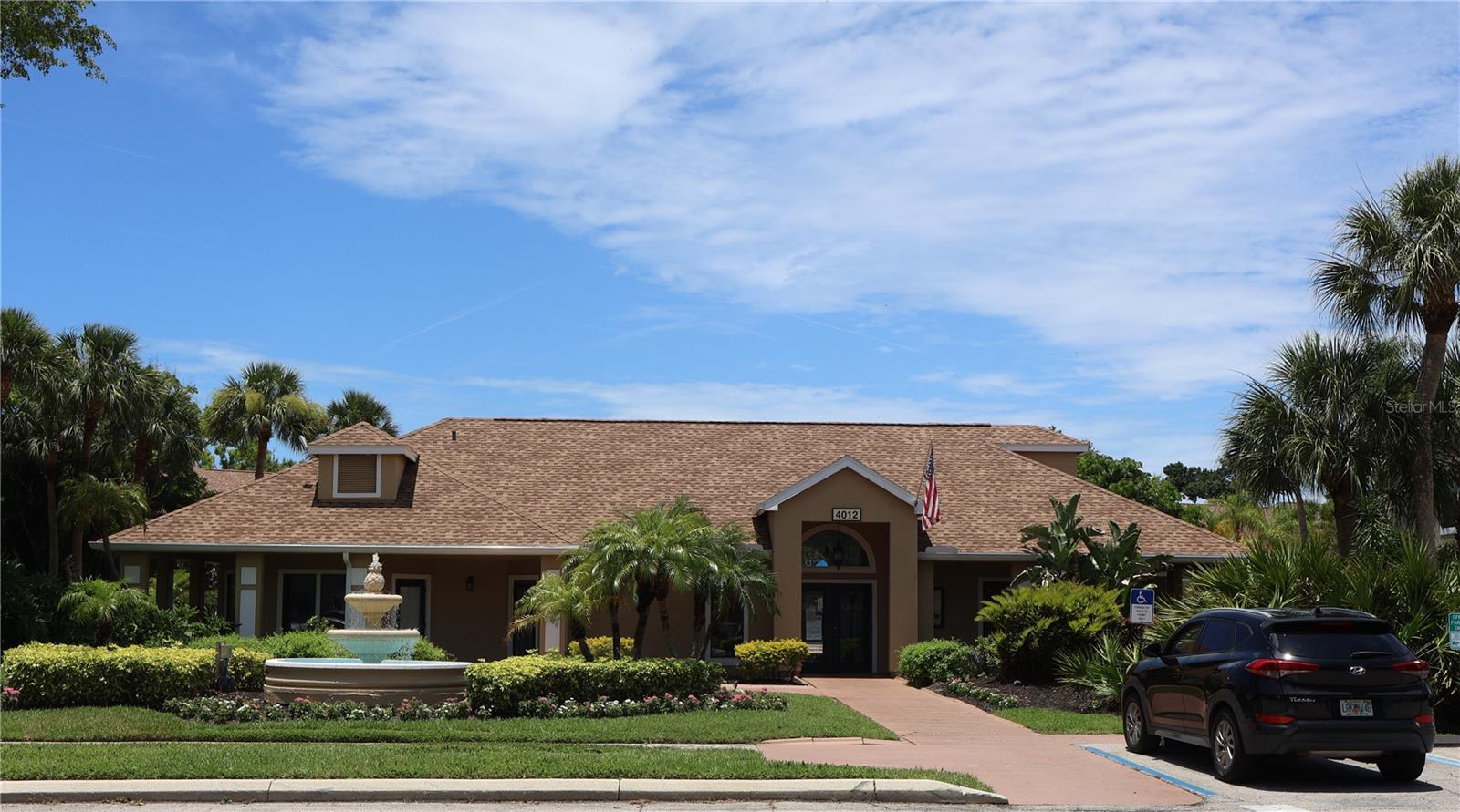 VINTAGE GRAND - Residential