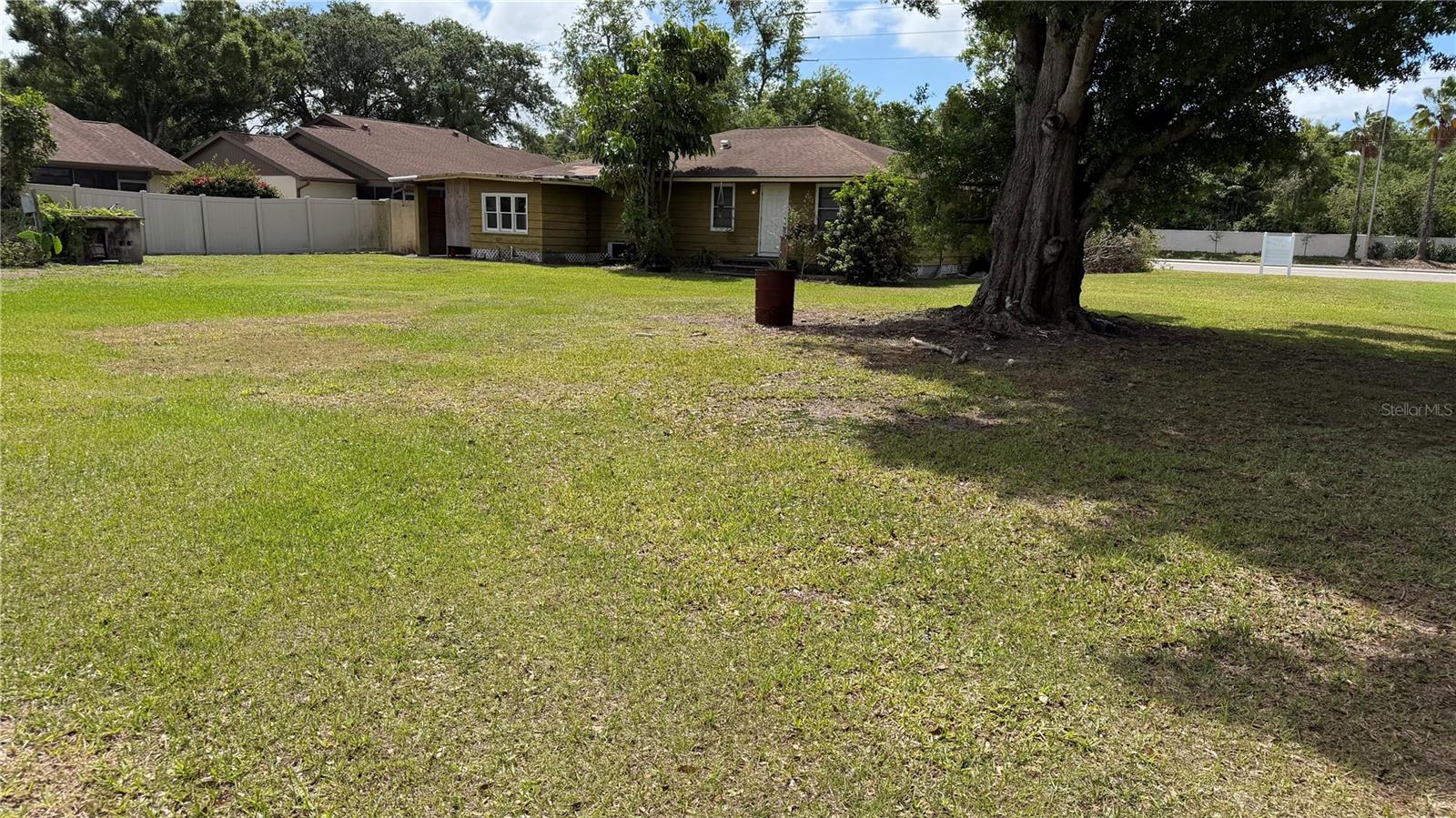 ACREAGE & UNREC - Residential