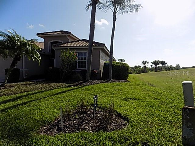 HERITAGE OAKS GOLF & COUNTRY CLUB - Residential