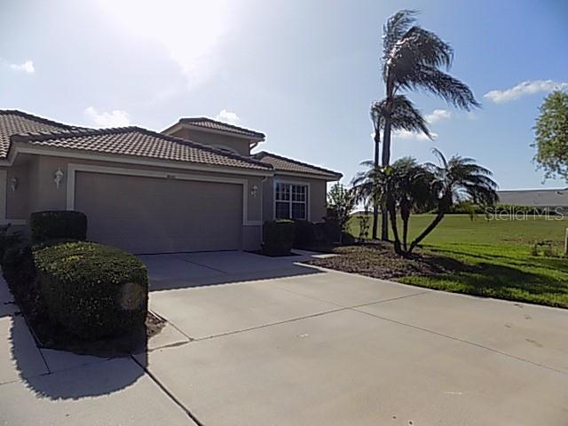 HERITAGE OAKS GOLF & COUNTRY CLUB - Residential