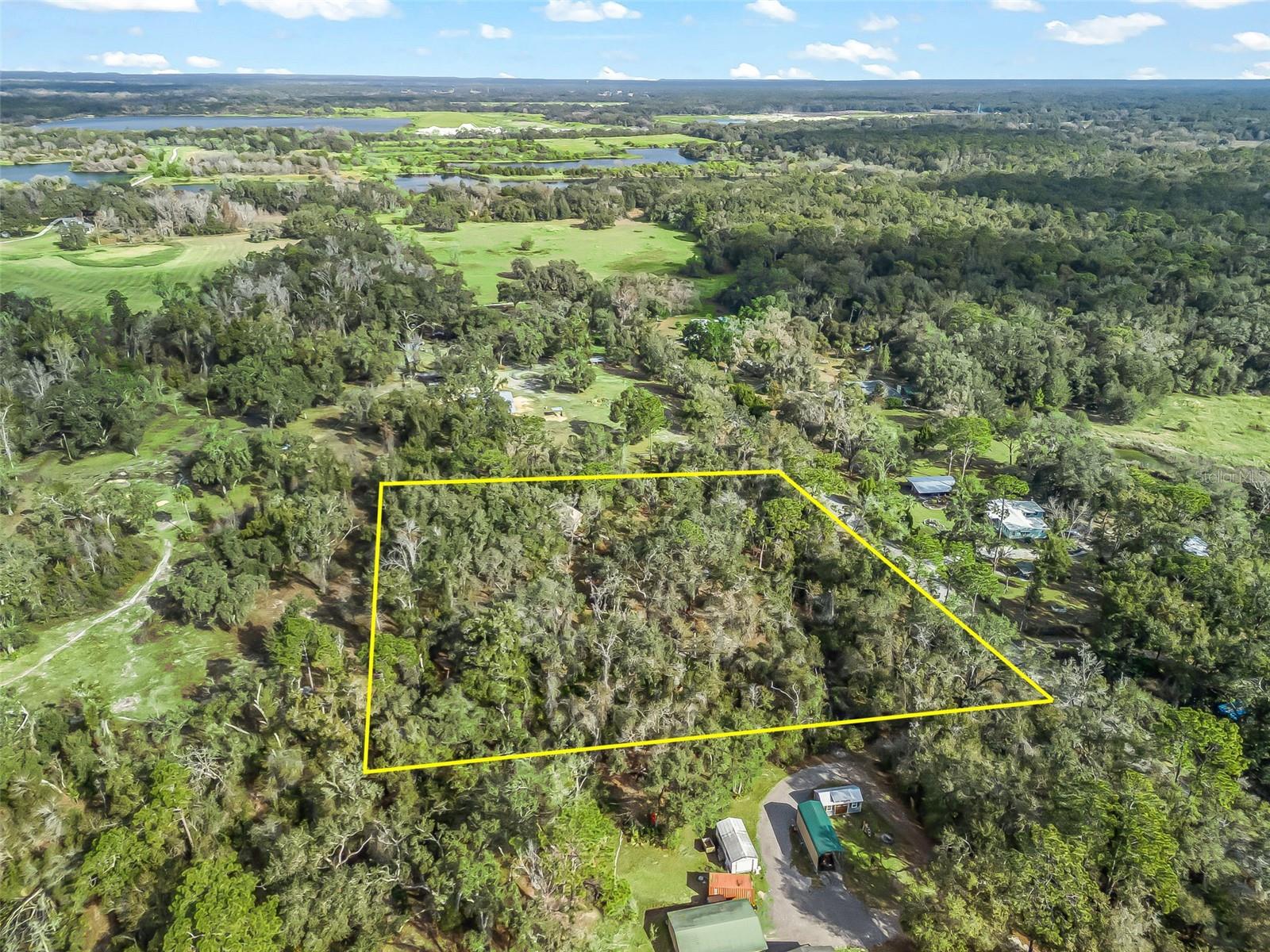 ROYAL OAKS RETREATS - Residential