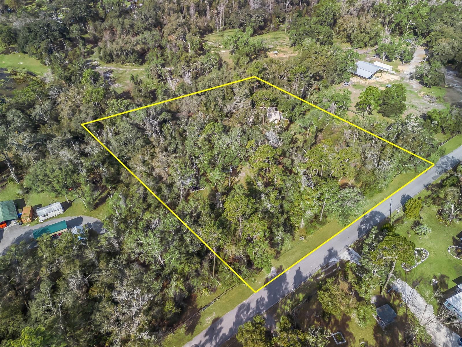 ROYAL OAKS RETREATS - Residential