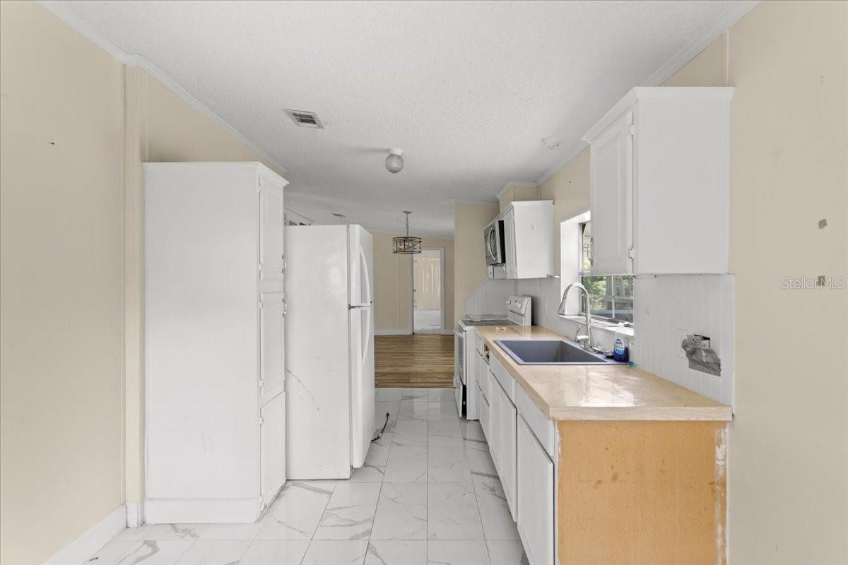 D E WHETSTONE ADDN-H SPGS - Residential