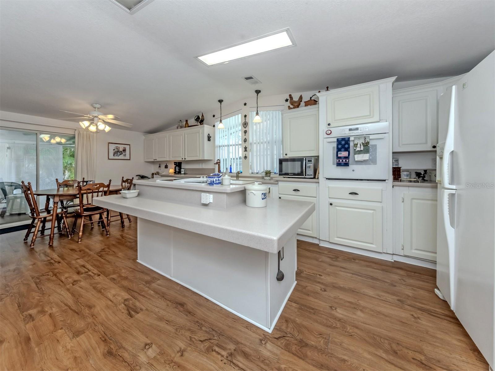 RIVERWALK MHP CO-OP - Residential