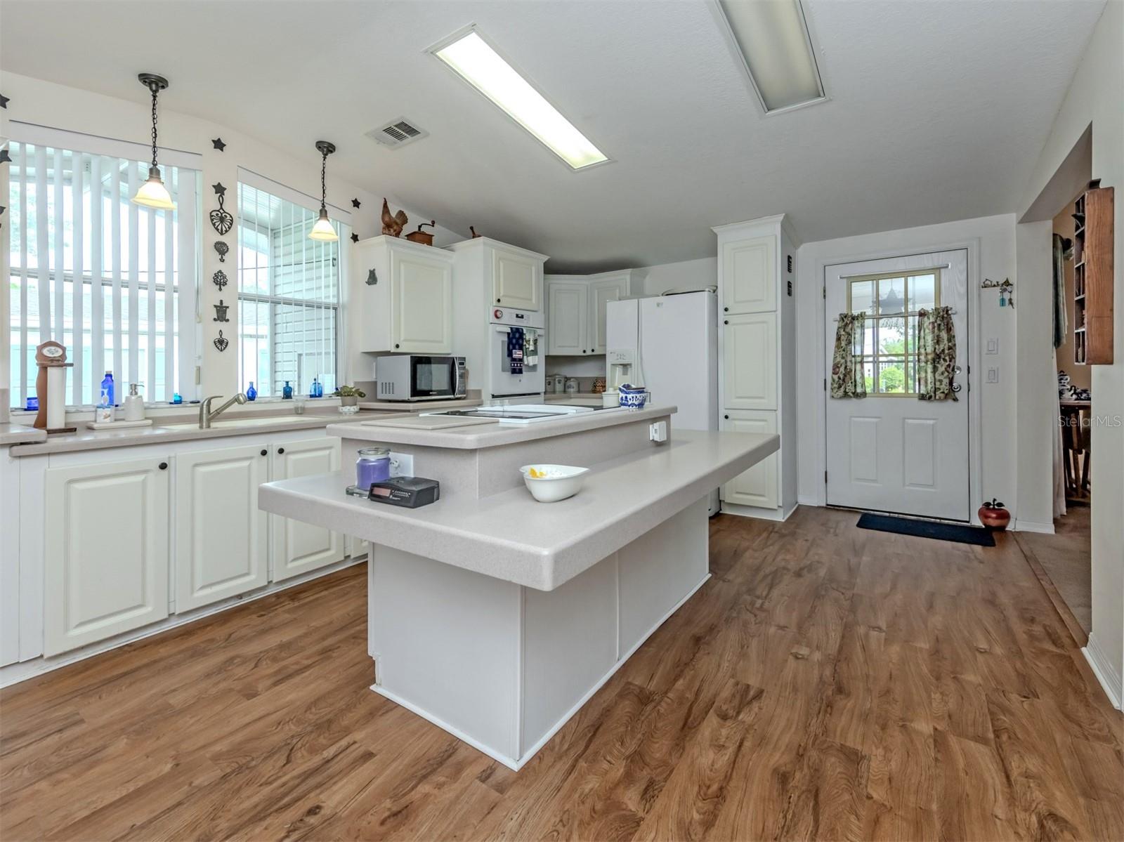 RIVERWALK MHP CO-OP - Residential