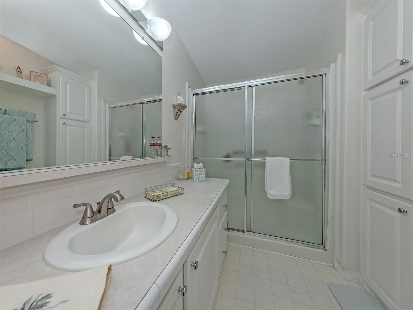 RIVERWALK MHP CO-OP - Residential