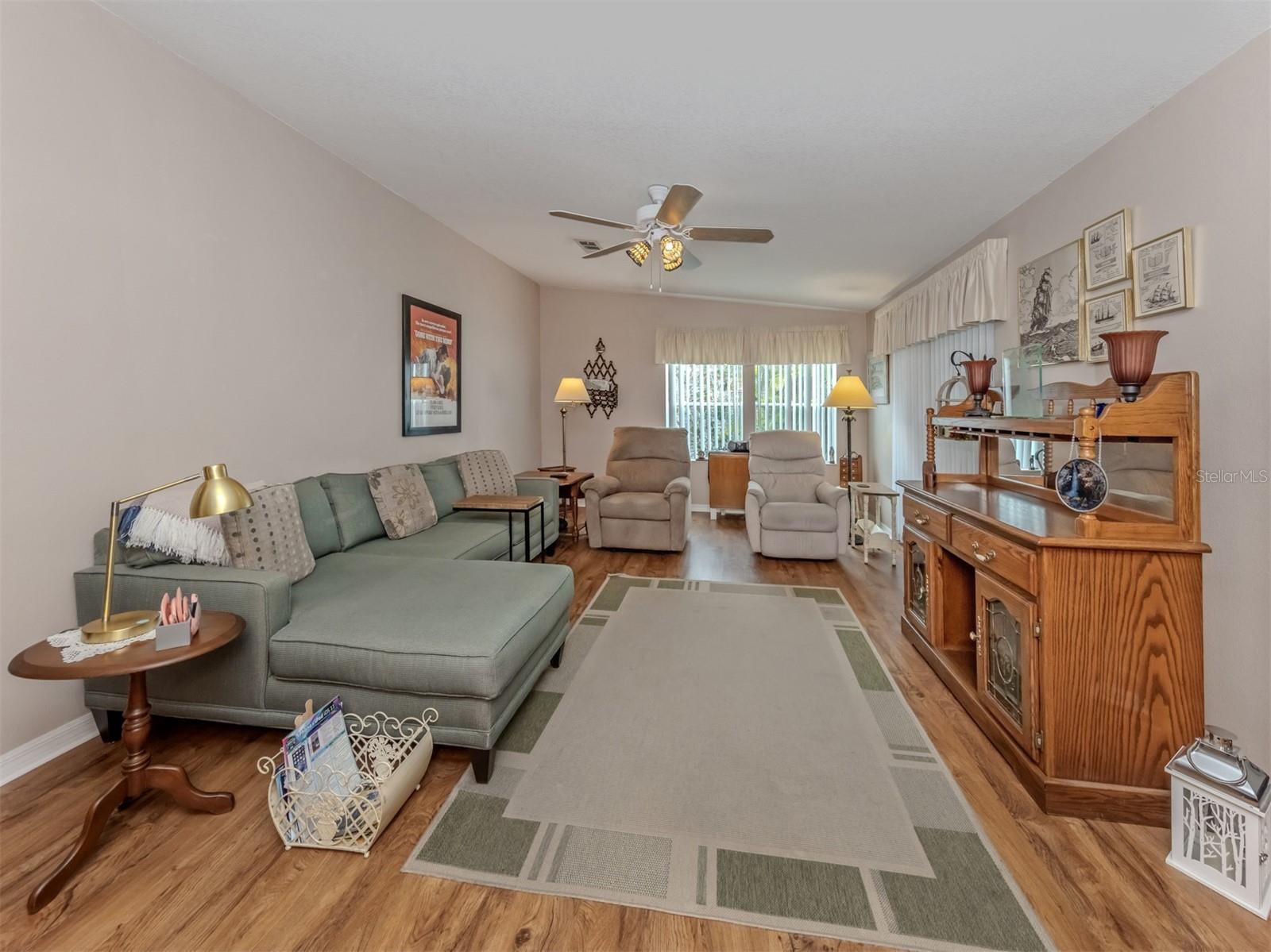 RIVERWALK MHP CO-OP - Residential