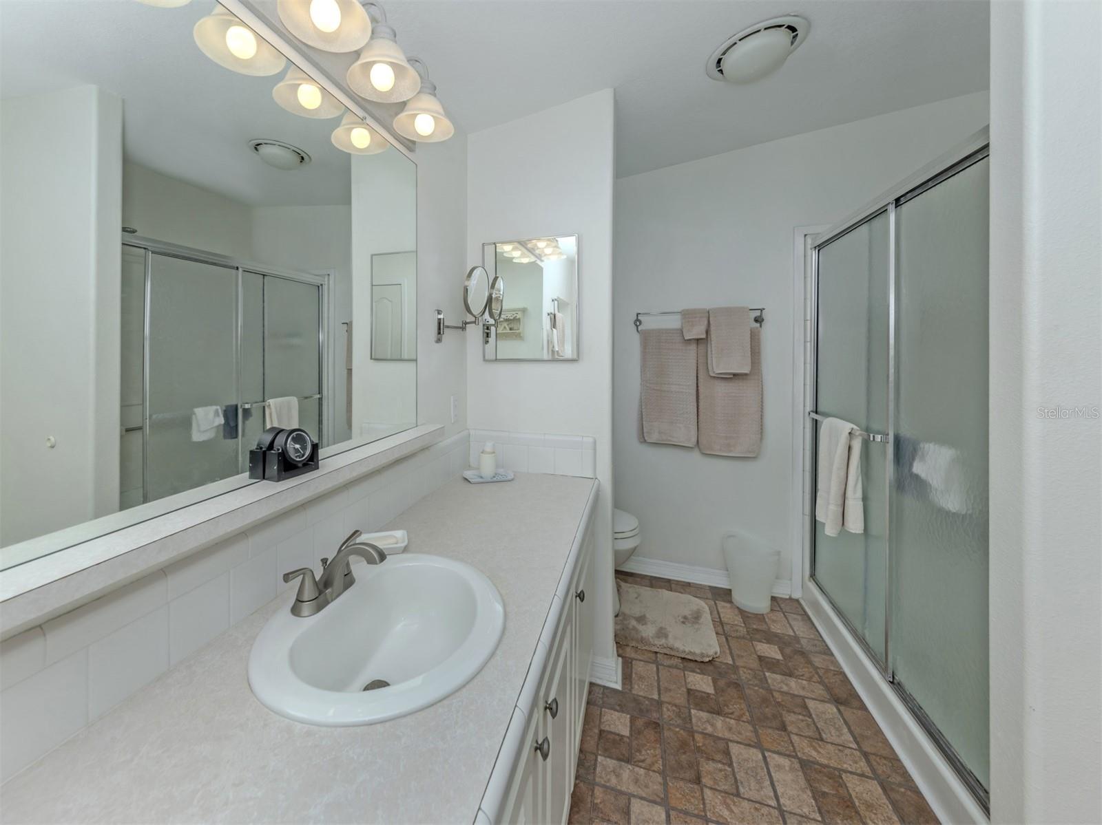 RIVERWALK MHP CO-OP - Residential