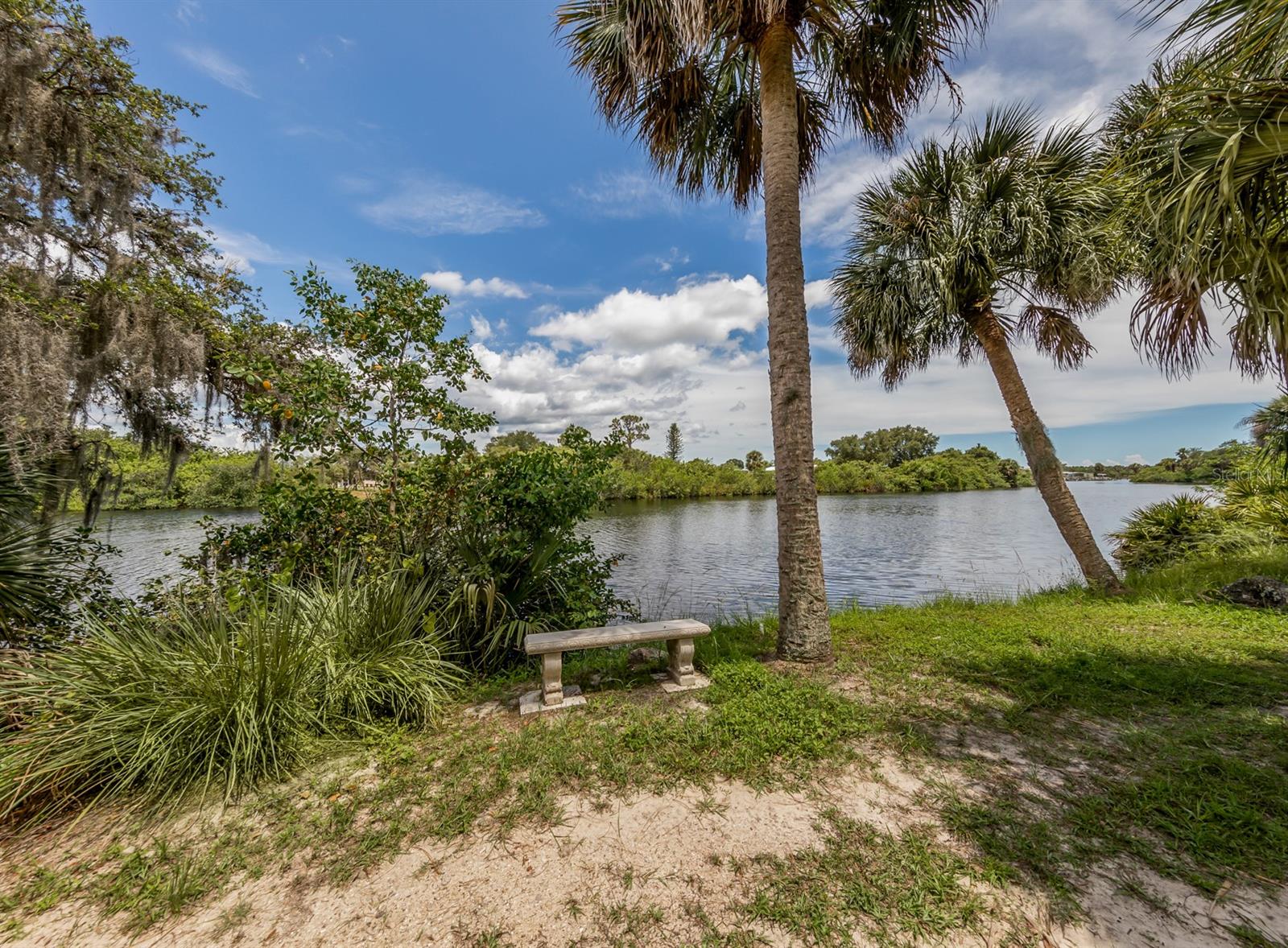 RIVERWALK MHP CO-OP - Residential
