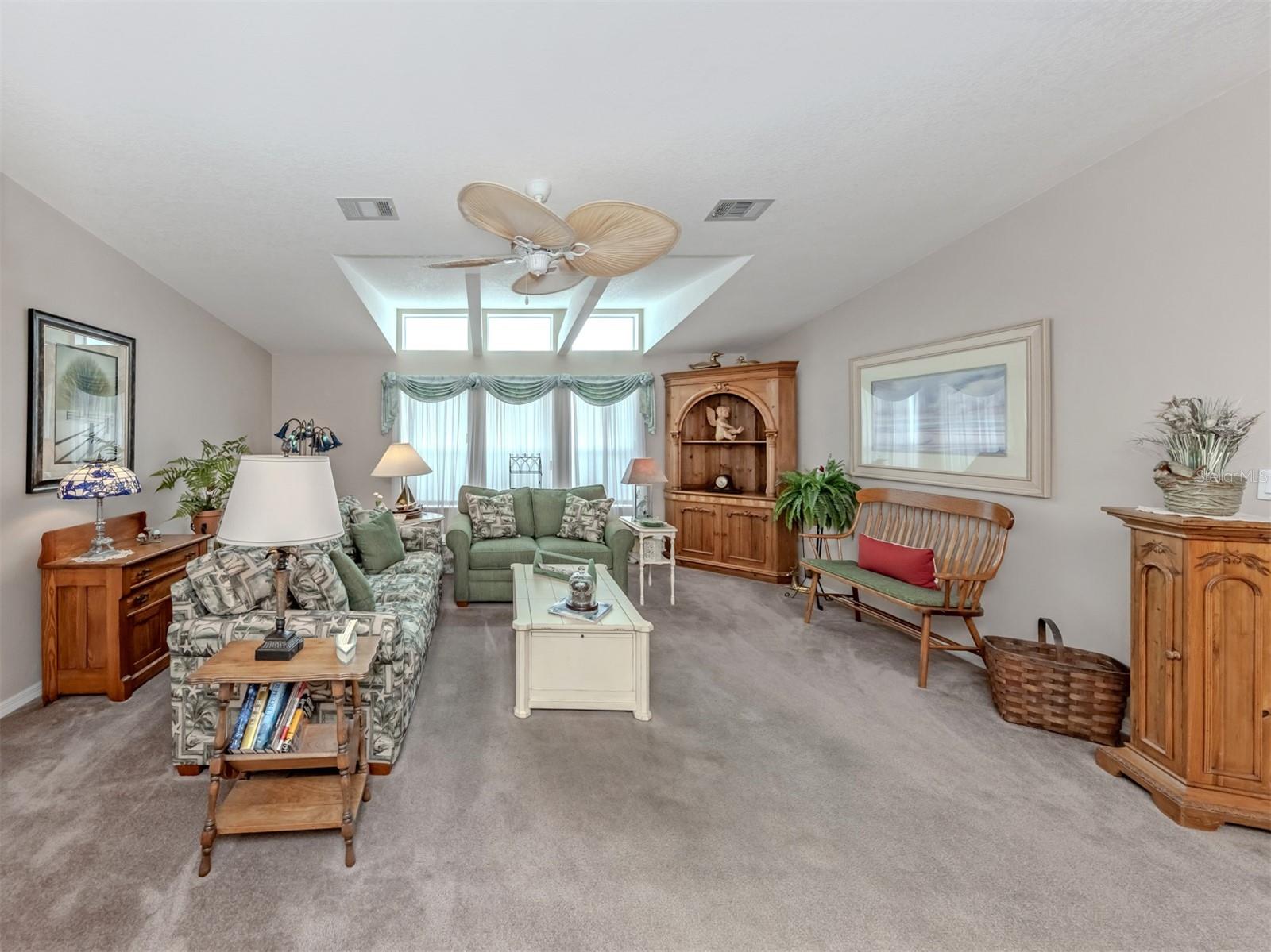 RIVERWALK MHP CO-OP - Residential