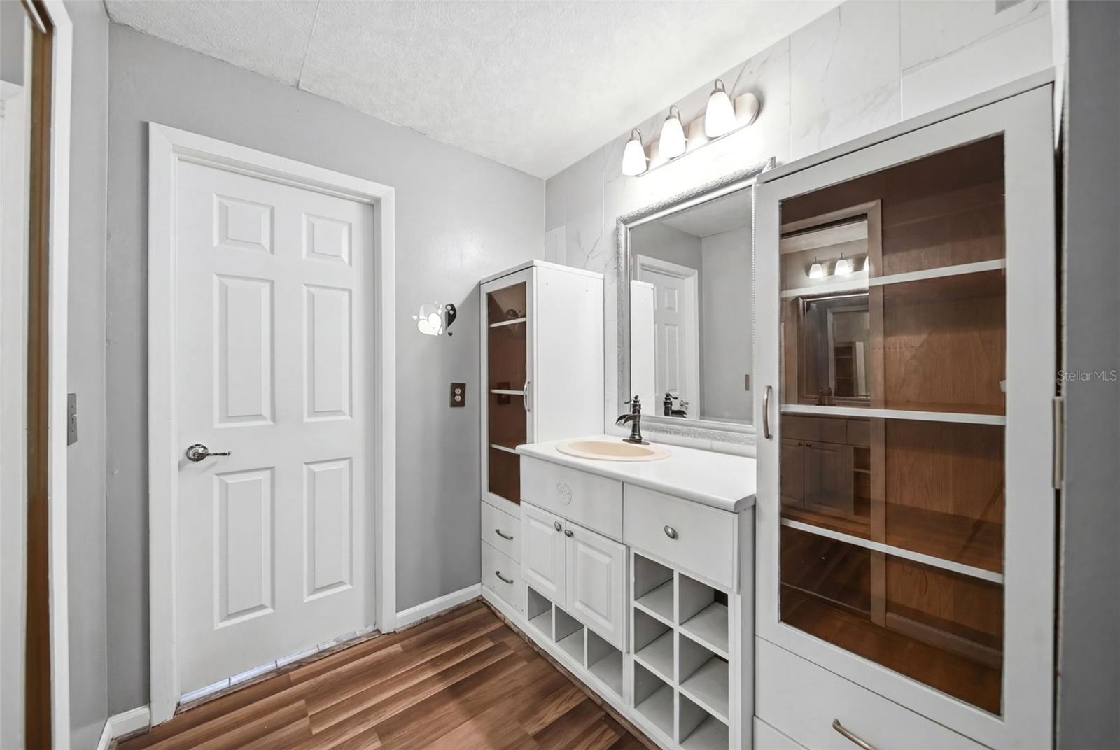 DEANS LANDING AT SHEFFIELD FOREST - Residential