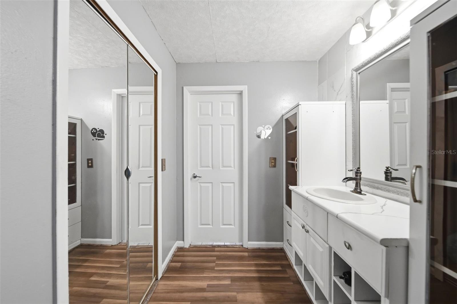 DEANS LANDING AT SHEFFIELD FOREST - Residential